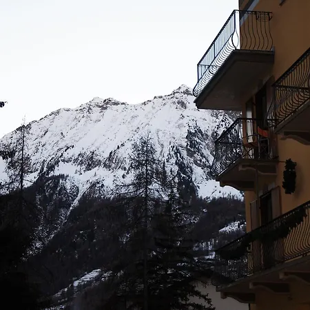 Aparthotel R.t.a. Monte Rosa 3*