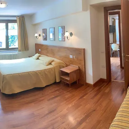 Aparthotel R.t.a. Monte Rosa 3*