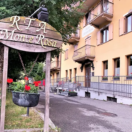 Aparthotel R.t.a. Monte Rosa 3*