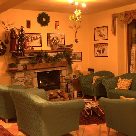 Ξενοδοχείο με διαμερίσματα R.t.a. Monte Rosa 3*