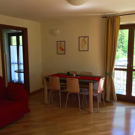 Ξενοδοχείο με διαμερίσματα R.t.a. Monte Rosa 3*