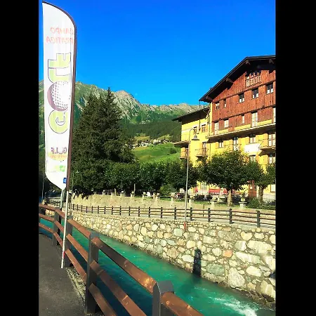 Aparthotel R.t.a. Monte Rosa